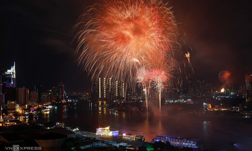 Reunification Day fireworks back after year's absence