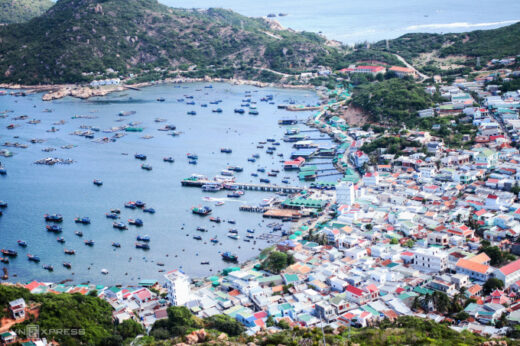 Banning tourism in Binh Ba and Binh Hung islands