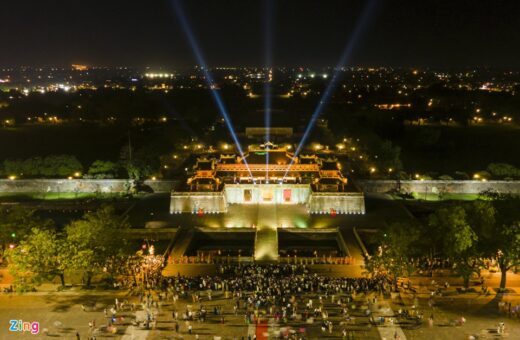 Tourists crowded to see the night street in Hue Imperial Citadel