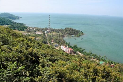 Carrying a backpack at the weekend to explore Ha Tien Mountain of Lights