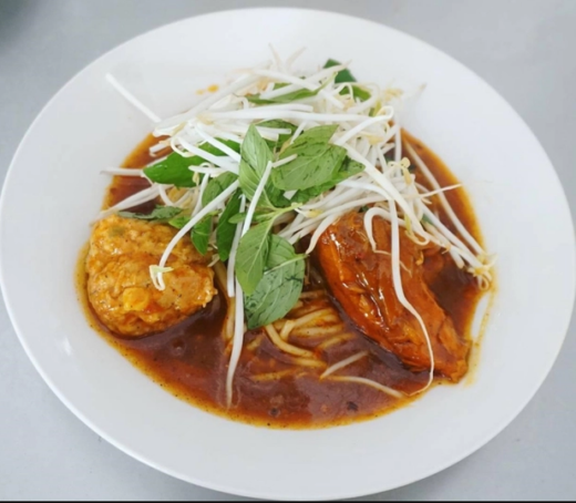 Ca Mau’s famous cake makes diners sweat and still can’t stop eating