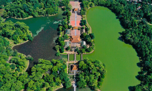 Luxury cruise ship berths in Hue with European tourists