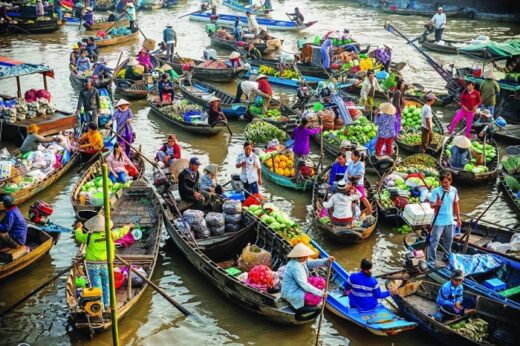 Enjoy delicious Cai Rang floating market cuisine ‘forget the way back’