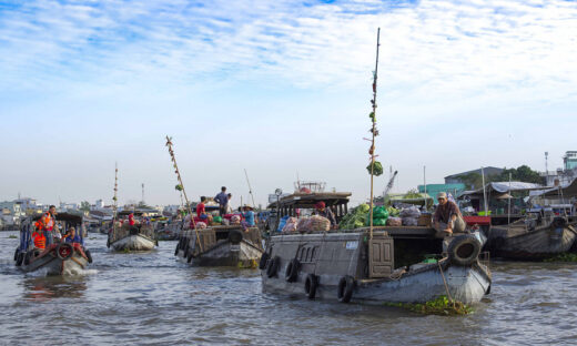 Floating markets, eco-tourism allure visitors to Can Tho