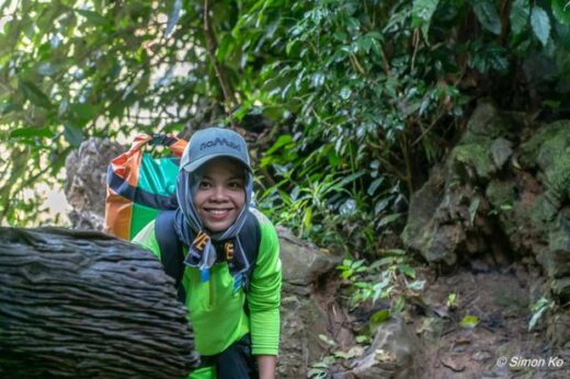 The girl set a record to go to Son Doong – the largest cave in the world 120 times completely… for free