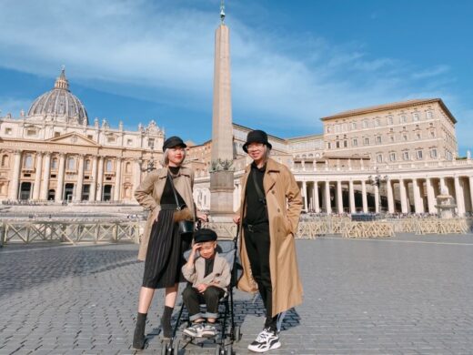 Can Tho family wears ‘seven colors of the rainbow’ around Europe