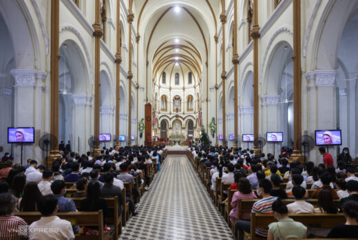 Christmas Mass at Notre Dame Cathedral