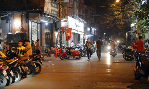 Late-night food vendors set for Hanoi expat area