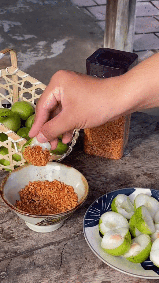 The profession of making Tay Ninh specialties has just become a “national intangible cultural heritage”: It turns out to be a favorite dish of young people.