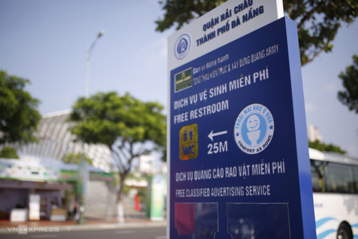 Da Nang offers free restrooms to tourists