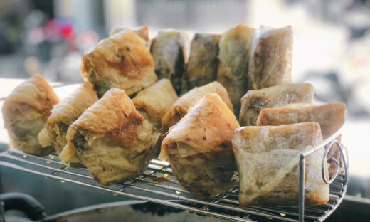 A 40-year legacy of crab spring rolls in Hai Phong