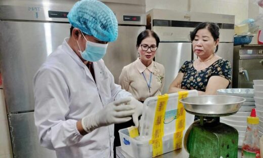 Tourists poisoned after eating famous bread in Hoi An