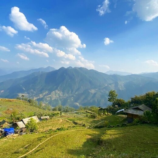 Sapa Hau Chu Ngu Village – a beautiful village embraced by a sea of ​​clouds all year round