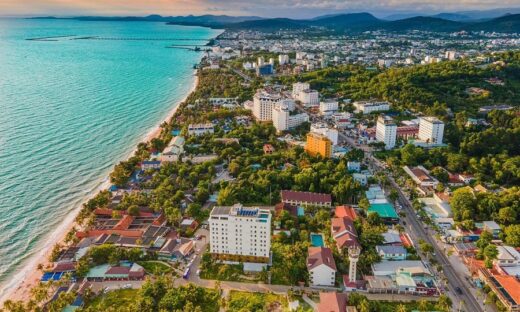 Kazakh, Russian tourists flock to Phu Quoc Island